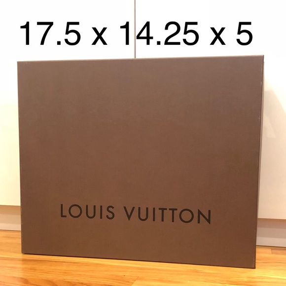 Louis Vuitton BOXES, DUST & SHOPPING BAGS - Picture 7 of 7